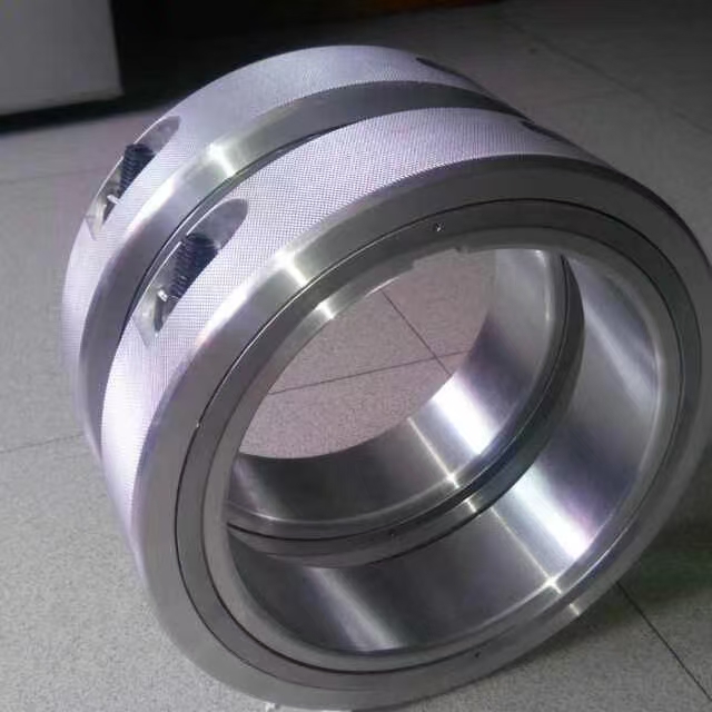 Application of hydraulic nuts